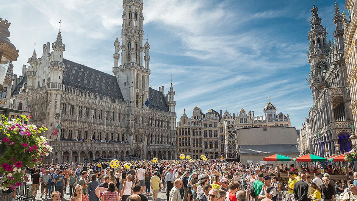 Brussel wil Grand Départ van de Tour de France Femmes in 2030 binnenhalen