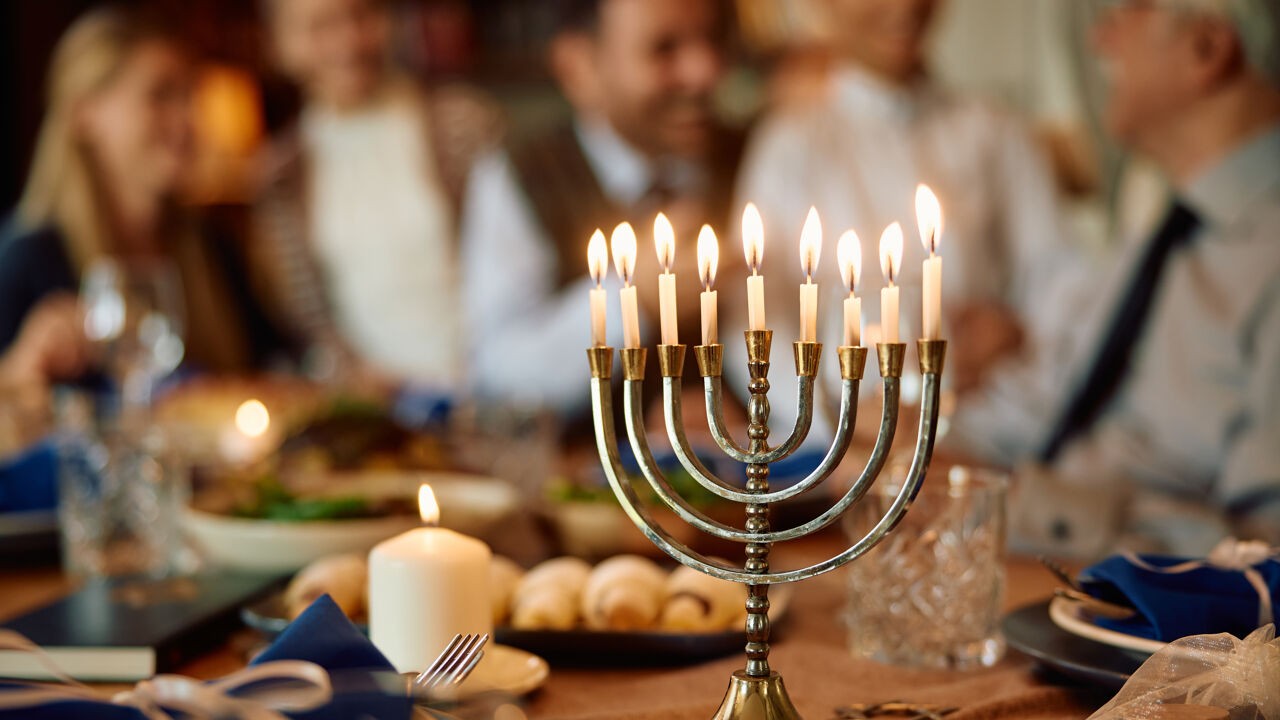 Schietpartij op Bondi Beach vond plaats op Chanoeka, maar waar staat die Joodse feestdag voor?