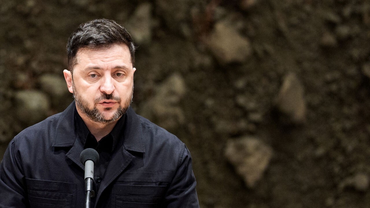 Zelensky is in Nederland, Kremlin zegt "nog geen details over 'NAVO-achtige' veiligheidsgaranties te hebben gezien"