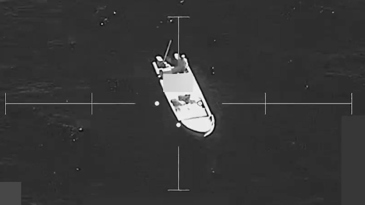 VS voert opnieuw aanvallen uit in Stille Oceaan: 3 boten vanuit de lucht bestookt, 8 opvarenden gedood