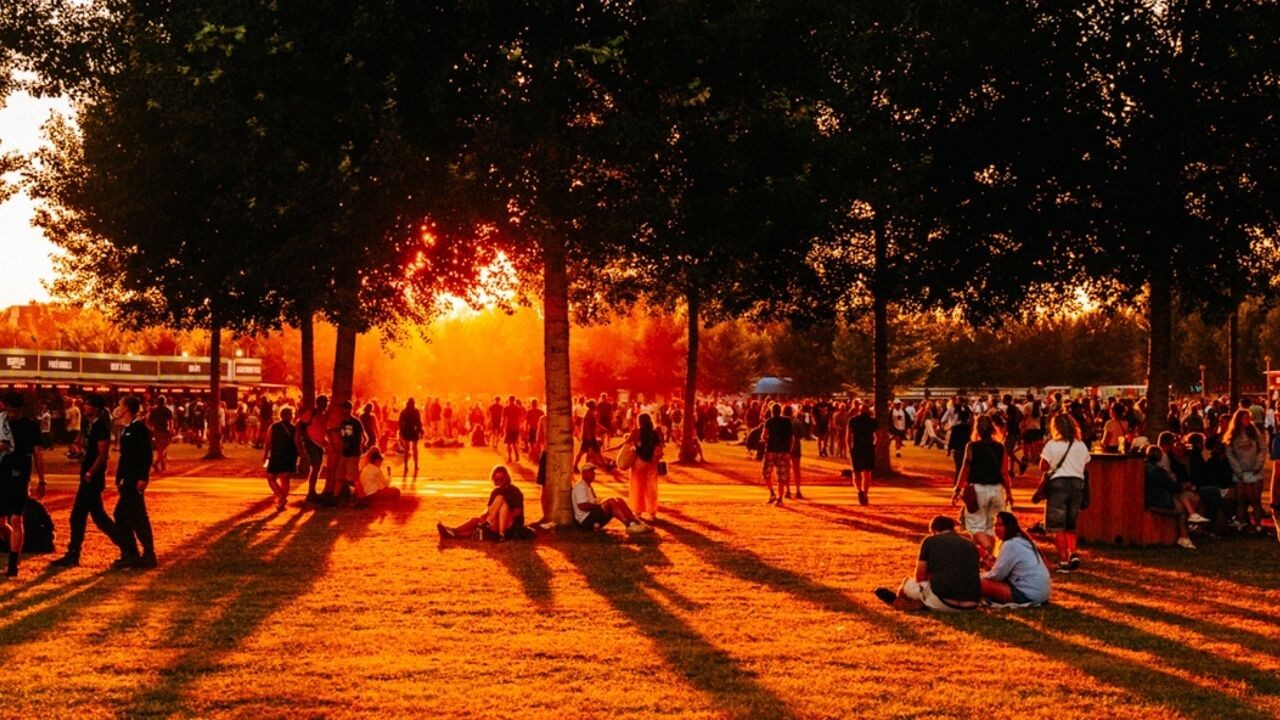 Woensdag geen festivalgangers op weide Rock Werchter, wel liefhebbers van zonsverduistering