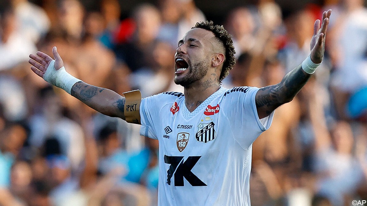 Reddingsoperatie boven knieoperatie: Neymar verbijt de pijn om Santos van degradatie te behoeden