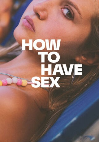 Drama van Molly Manning Walker - Om het einde van de middelbare school te vieren, storten drie Britse tienermeisjes zich liederlijk in het feestleven op een vakantie-eiland tijdens wat de beste zomer van hun leven zou moeten worden. Terwijl ze zich een weg dansen door de zonovergoten straten van Malia, komen ze erachter hoe ingewikkeld seks, toestemming en zelfontdekking zijn. op VRT MAX