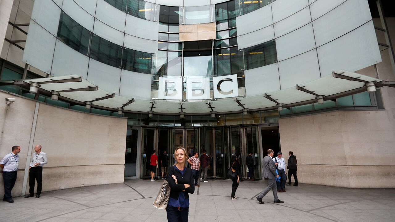 Britse openbare omroep BBC schrapt tot 2.000 banen