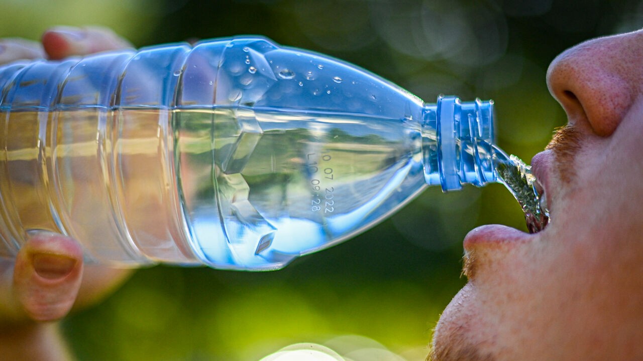 KMI waarschuwt voor erg warm weer: komende dagen code geel voor hitte in heel het land