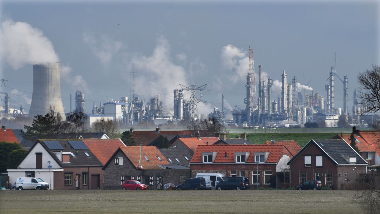 Na jaren daling stijgt Belgische uitstoot broeikasgassen opnieuw, door Vlaamse industrie en verkeer