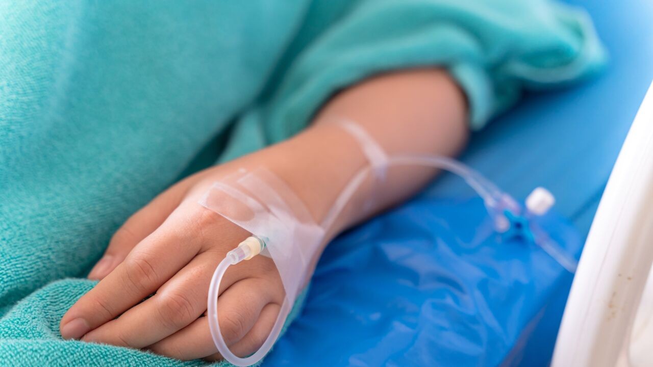 Na de zaak van de jonge comapatiënte in Antwerpen: welke rechten heb je als patiënt? En wie mag beslissen om behandeling te stoppen?