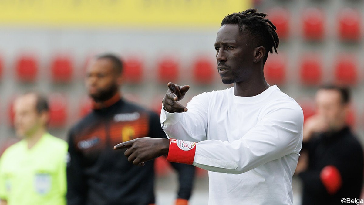 Ex-speler Mbaye Leye keert terug naar AA Gent en wordt assistent onder coach Rik De Mil