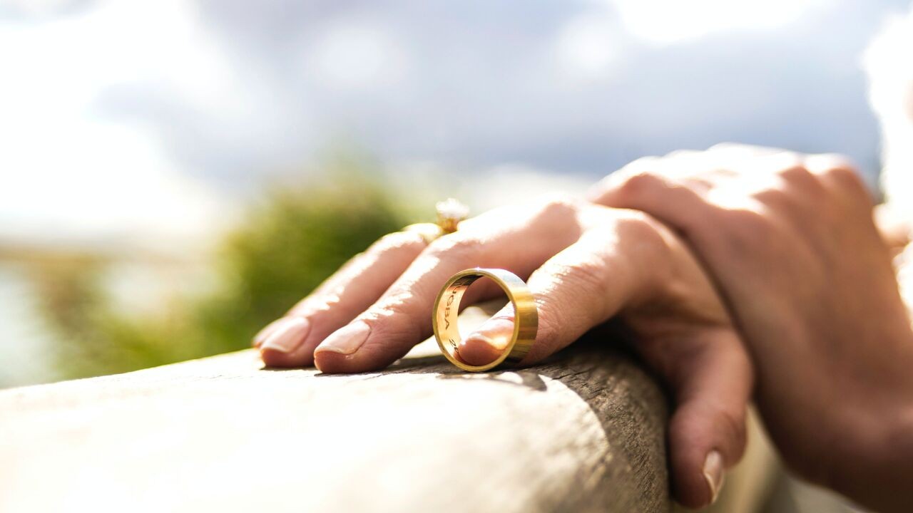 Onderzoek naar echtscheiding: koppels noemen communicatieproblemen en uit elkaar groeien voornaamste redenen voor hun breuk