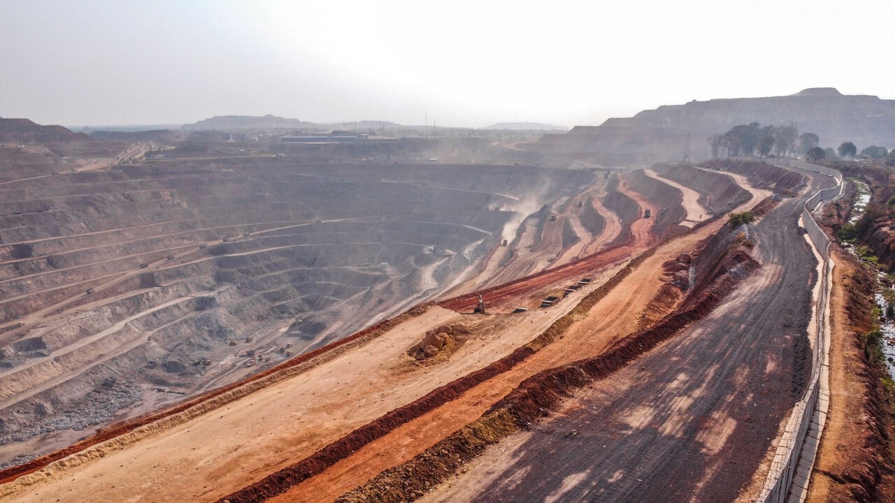 Congolese aartsbisschop haalt uit naar bemiddelaars VS en Qatar: "Vredesakkoord is ongebreidelde graaizucht"