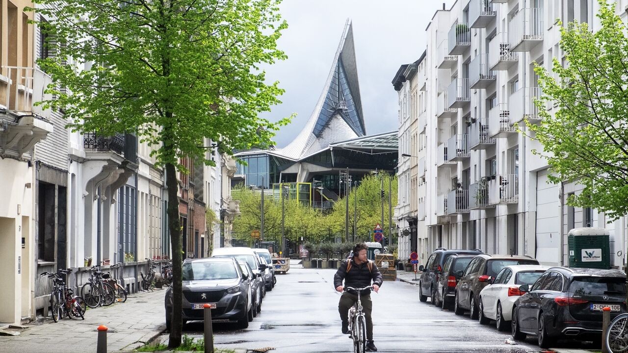 Parket Antwerpen wil 2 Joodse besnijders vervolgen: Amerikaanse ambassadeur Bill White woedend