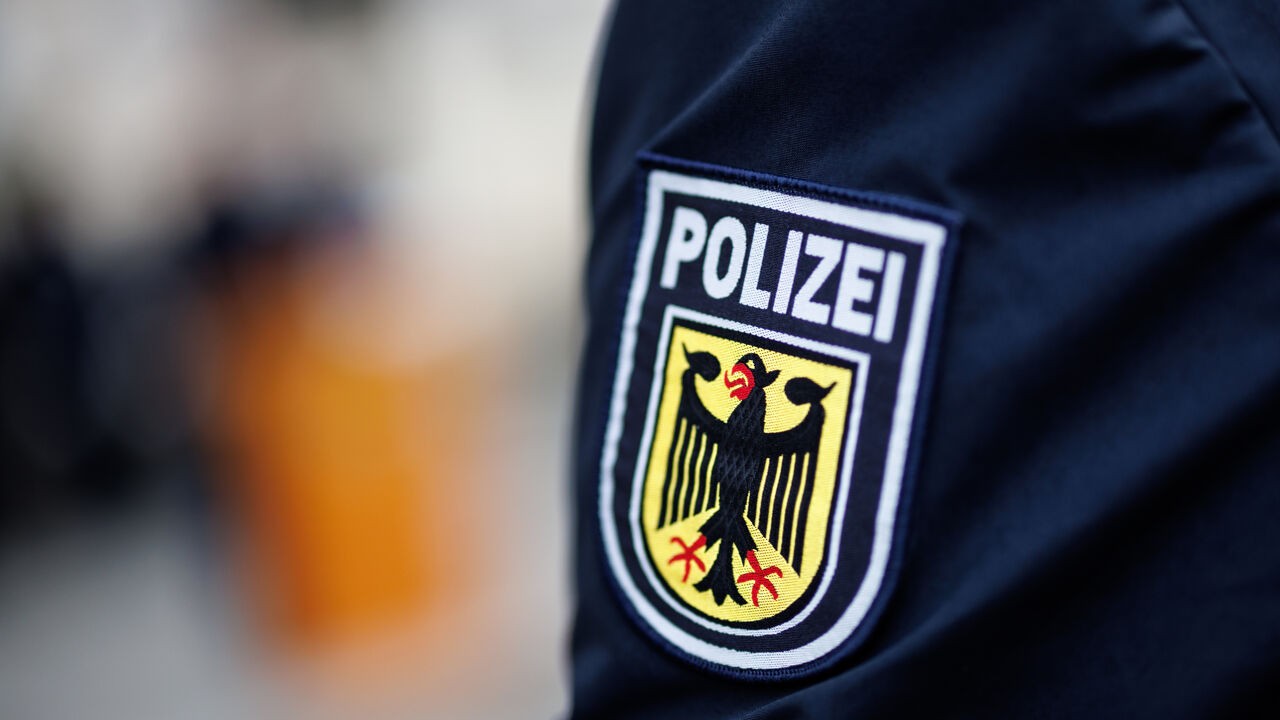 Duitse federale politie valt op 50 plekken binnen bij extreemrechtse organisaties