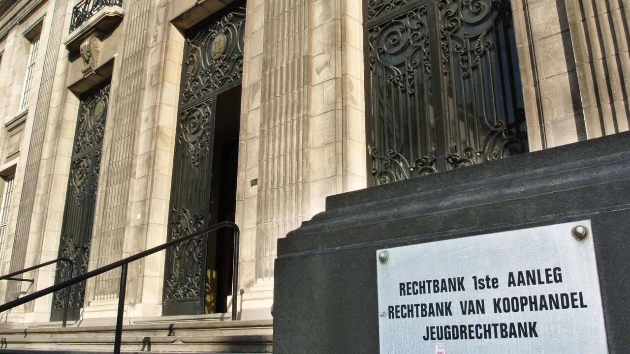 Negen jongeren schuldig aan groepsverkrachting van 14-jarig meisje in Kortrijk: "Ze ging door de hel"