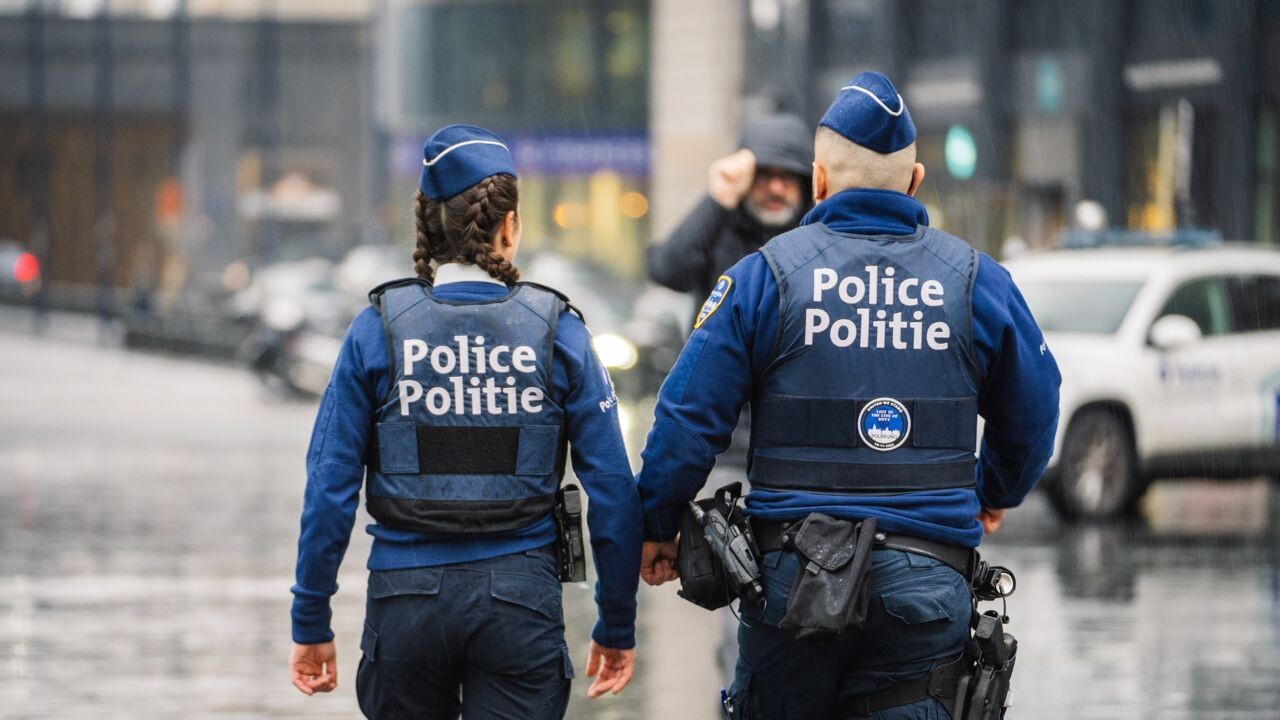 Eén politiezone voor Brussel vanaf 2028 een feit, minister Quintin wil ook in de rest van het land fusies