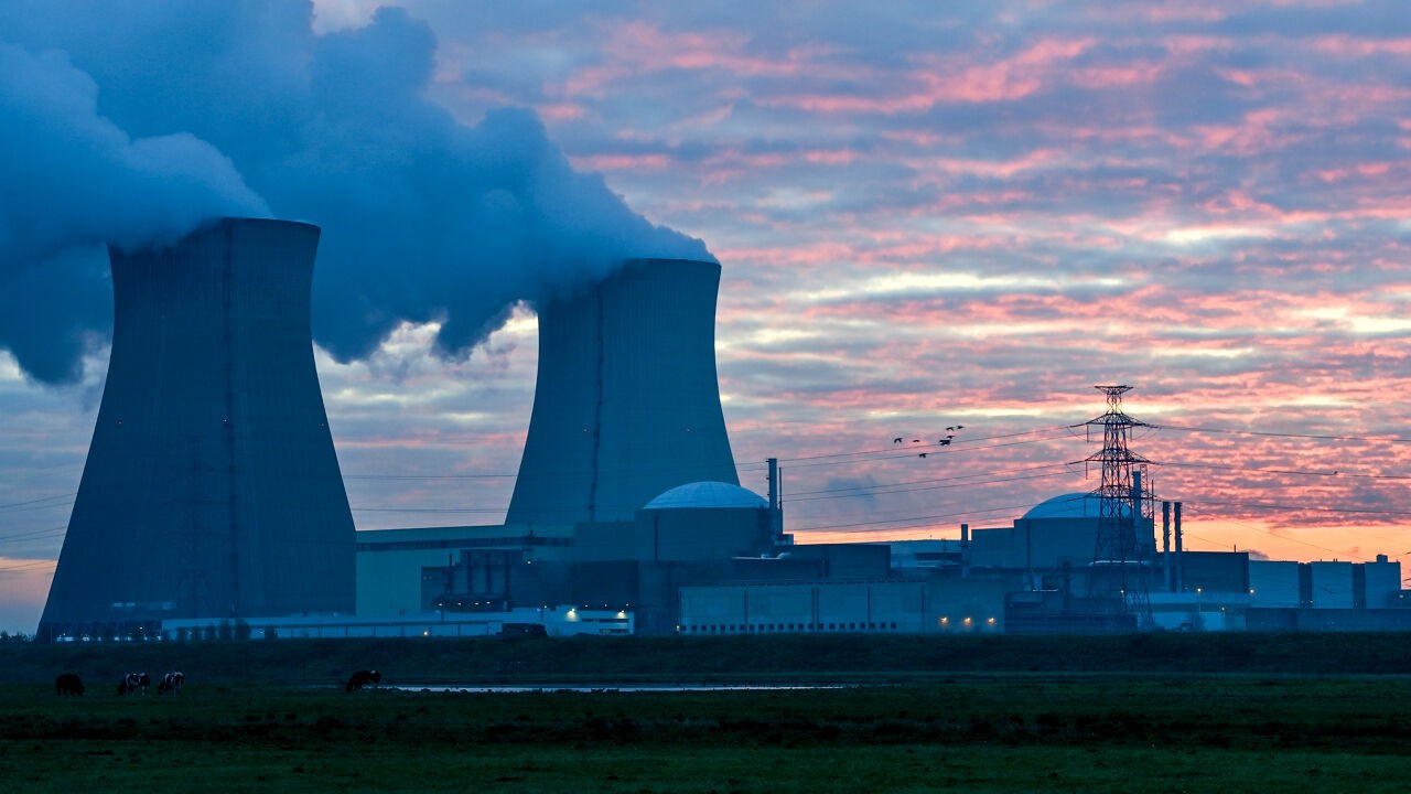 Arbeider gewond aan hand en onderarm bij werken in kerncentrale Doel