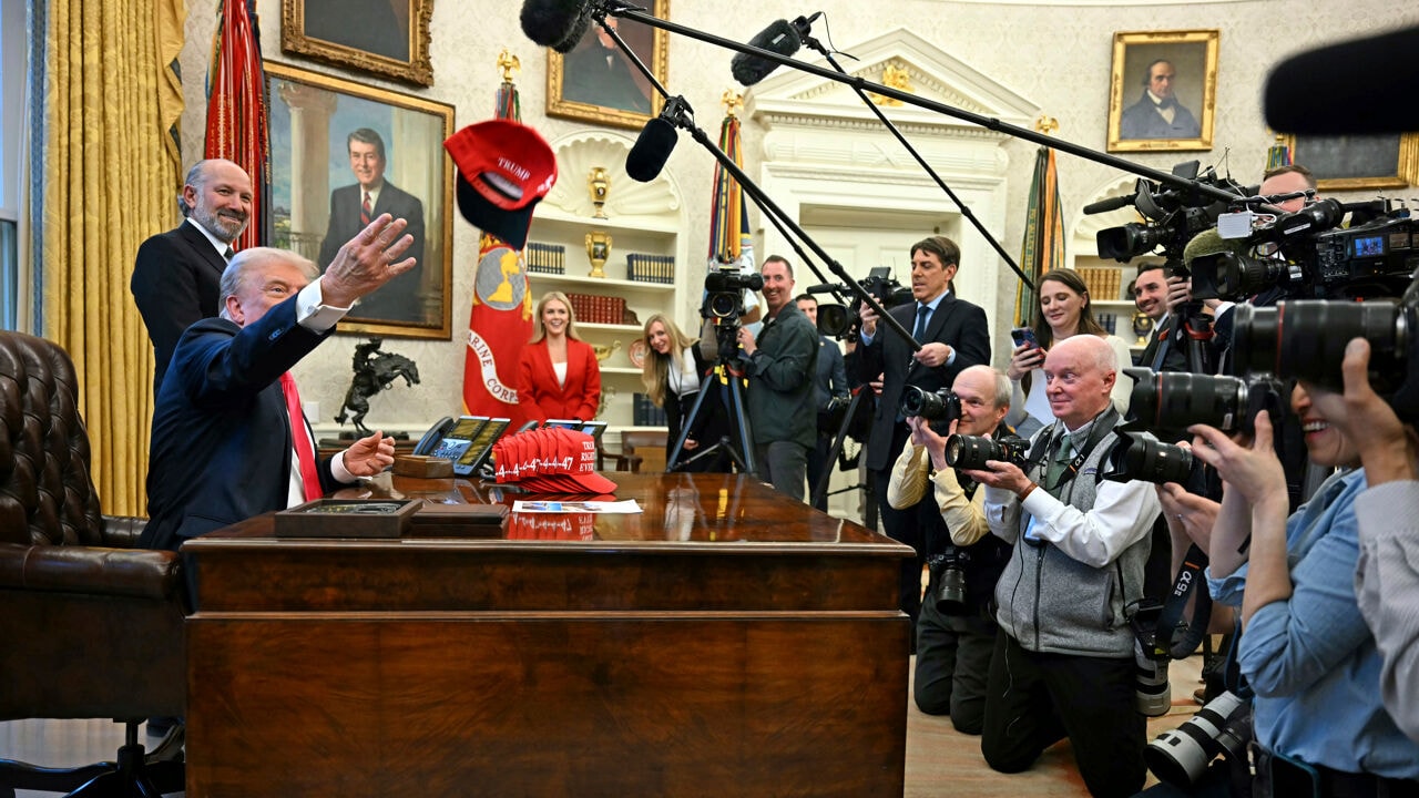 Eerst niet, intussen weer wel: journalisten van CNN, MS NOW en Politico krijgen opnieuw toegang tot Witte Huis