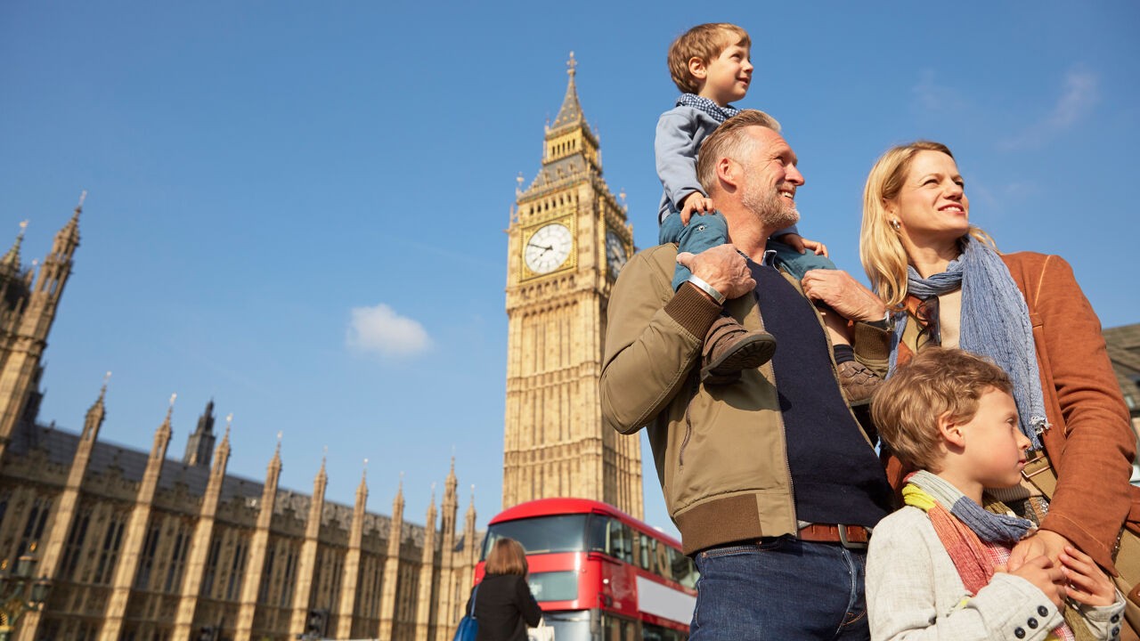 Opgelet voor wie naar Verenigd Koninkrijk reist: vanaf morgen strengere controles op reisdocument ETA