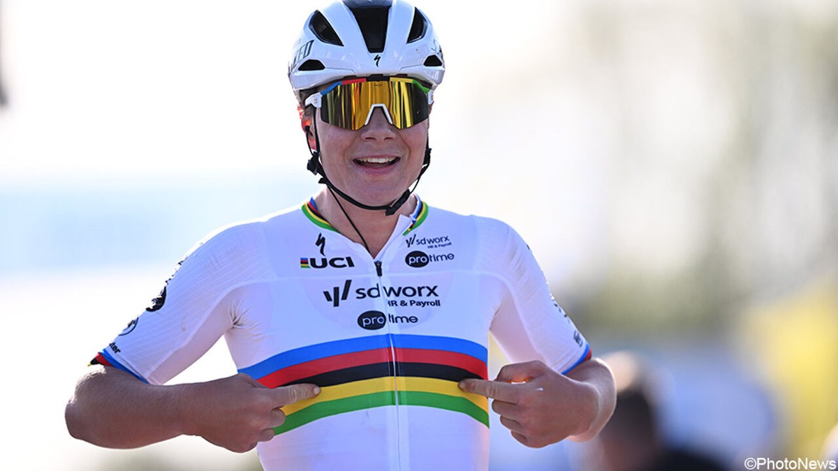 2025 bracht Lotte Kopecky ook geluk naast de fiets: "Het hoeft geen item te zijn, maar er is iemand op wie ik kan terugvallen"