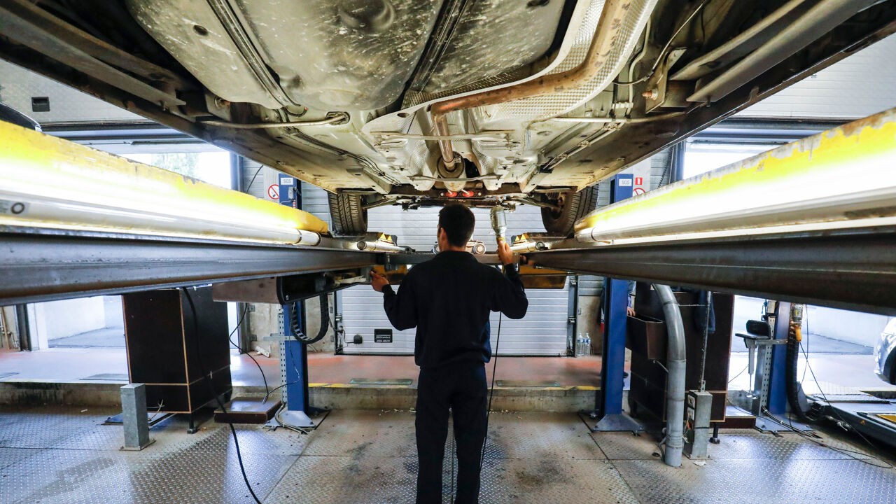 Soepelere termijnen en geen tweedehandskeuring meer: spelregels autokeuring veranderen grondig vanaf september