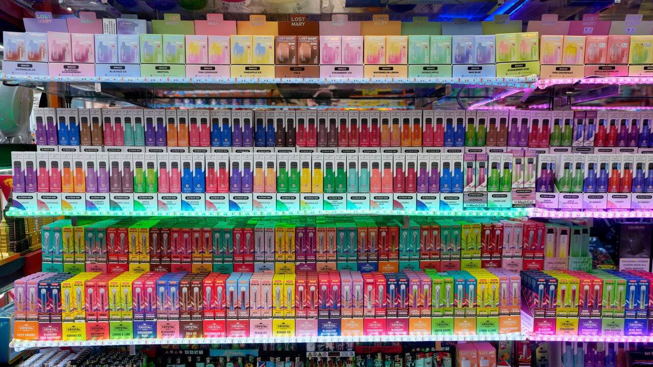 Akkoord over vapes: vanaf september 2028 alleen nog neutrale en tabakssmaak toegelaten