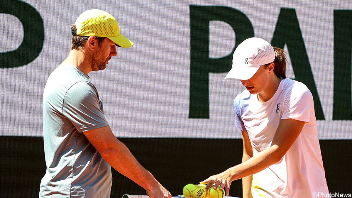 Succescoach Wim Fissette en Iga Swiatek beëindigen hun samenwerking: "We werkten voor meer"