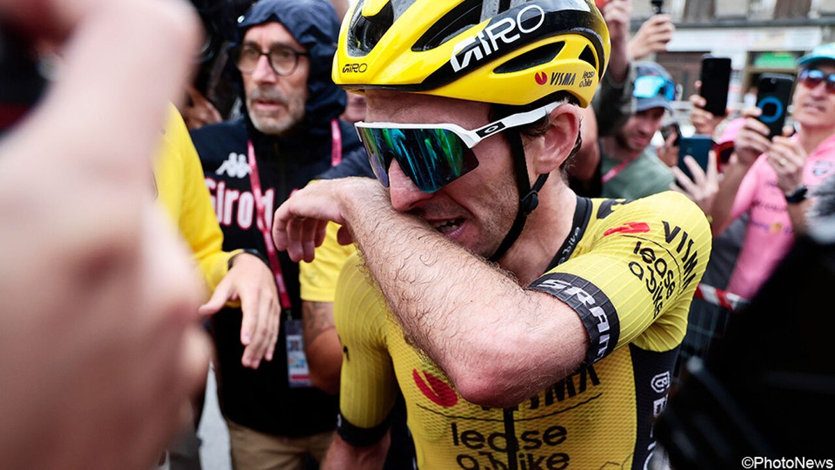 Geen vervanger, wel begrip bij Visma-Lease a Bike na afscheid van Simon Yates: "Je kan moeilijk elke ochtend aan zijn bed staan"