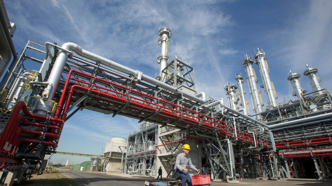 Chemiebedrijf Evonik schrapt 22 banen in Antwerpse haven door wereldwijde herstructurering