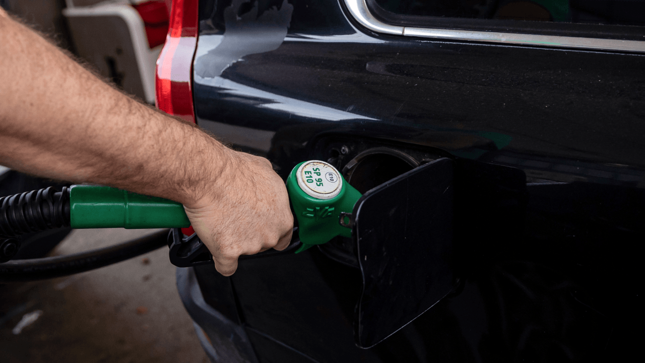 Benzineprijzen stijgen opnieuw fors: maximumprijs vanaf morgen tot 1,836 euro per liter