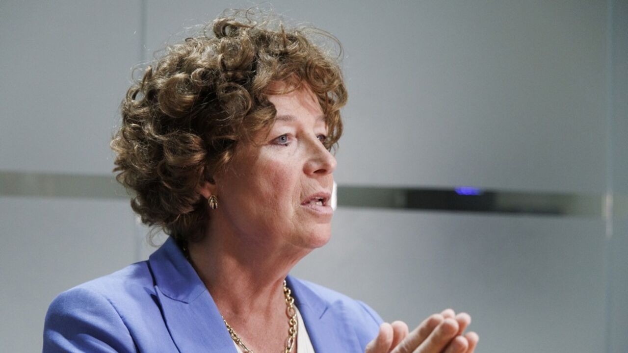 UGent-rector Petra De Sutter gebruikt verzonnen citaten in speech: "Ik ben in de val gelopen van AI"