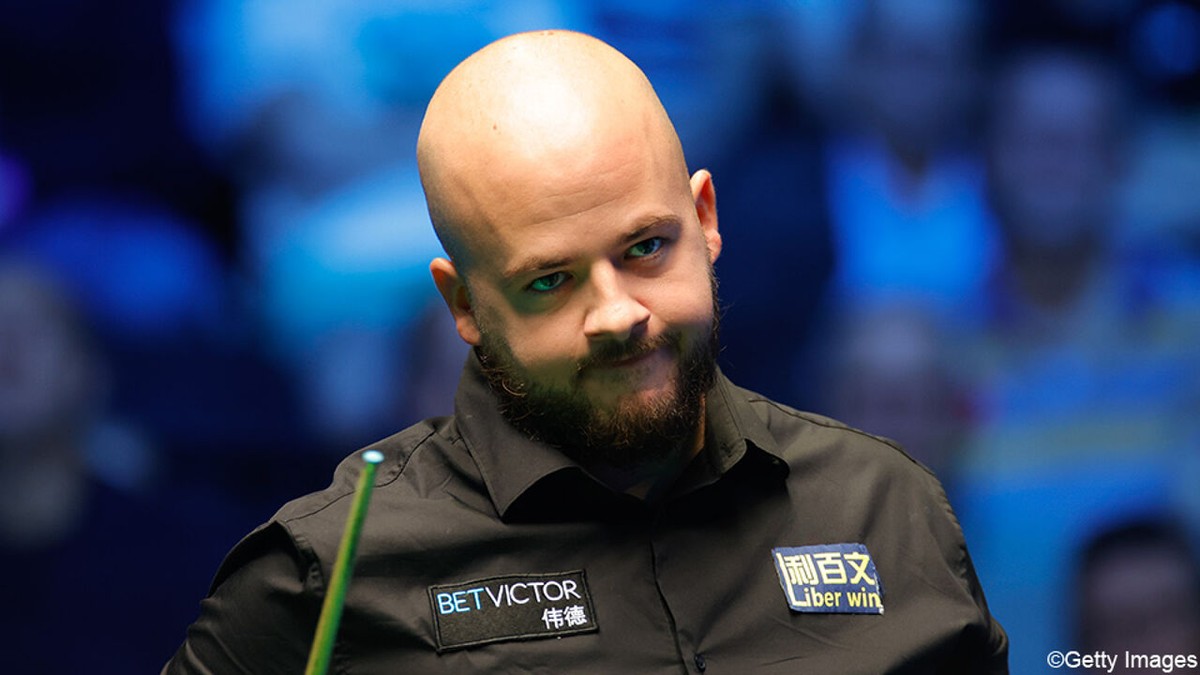 Luca Brecel stuit op zoete revanche van thuisspeler en moet Welsh Open meteen verlaten met bolwassing