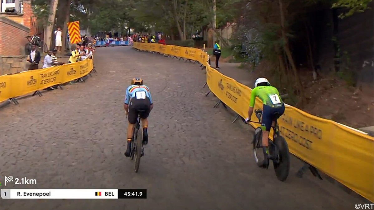 "Ik dacht: "Dit is mijn ding. Ik laat me niet doen"": hoe Remco Evenepoel een mokerslag uitdeelde op het WK tijdrijden