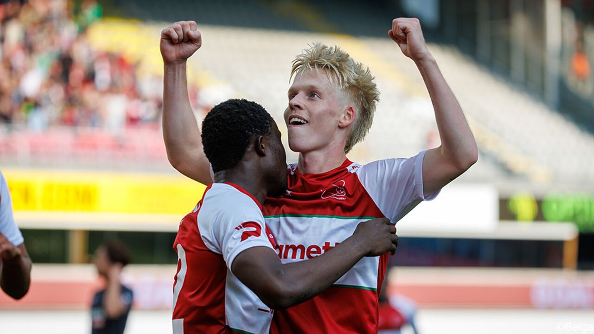 Zulte Waregem breekt contract open van sterkhouder Jeppe Erenbjerg: "Voel me hier enorm goed"