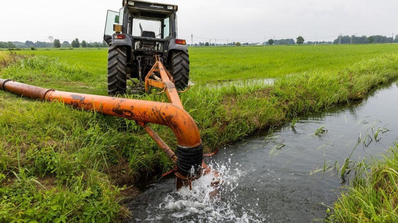 Oppompverbod in Blankaartbekken en Rivierbeekbekken bij Oostkamp door te lage waterpeilen