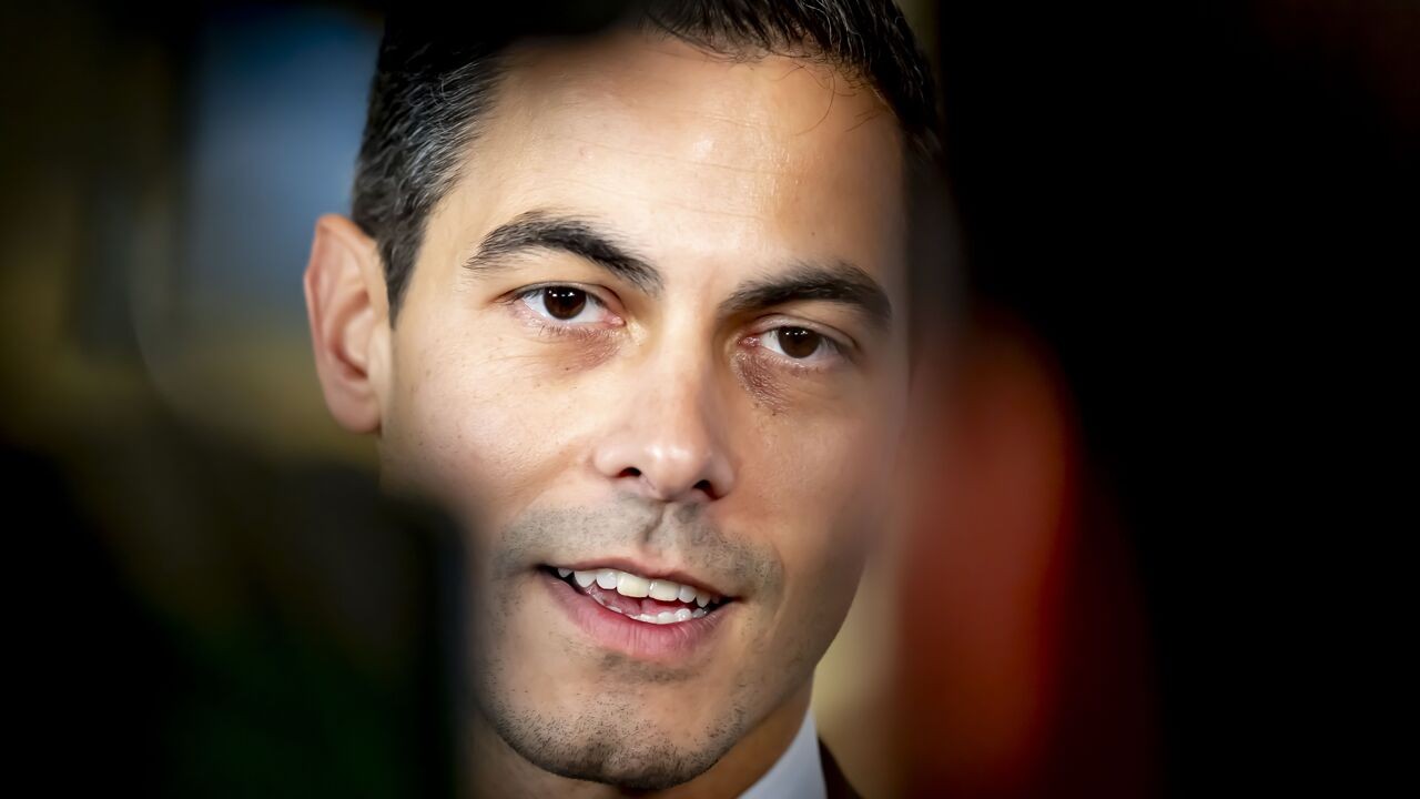 Nederlandse minister-president Jetten doet al 10 jaar elke week aangifte van homohaat en bedreigingen