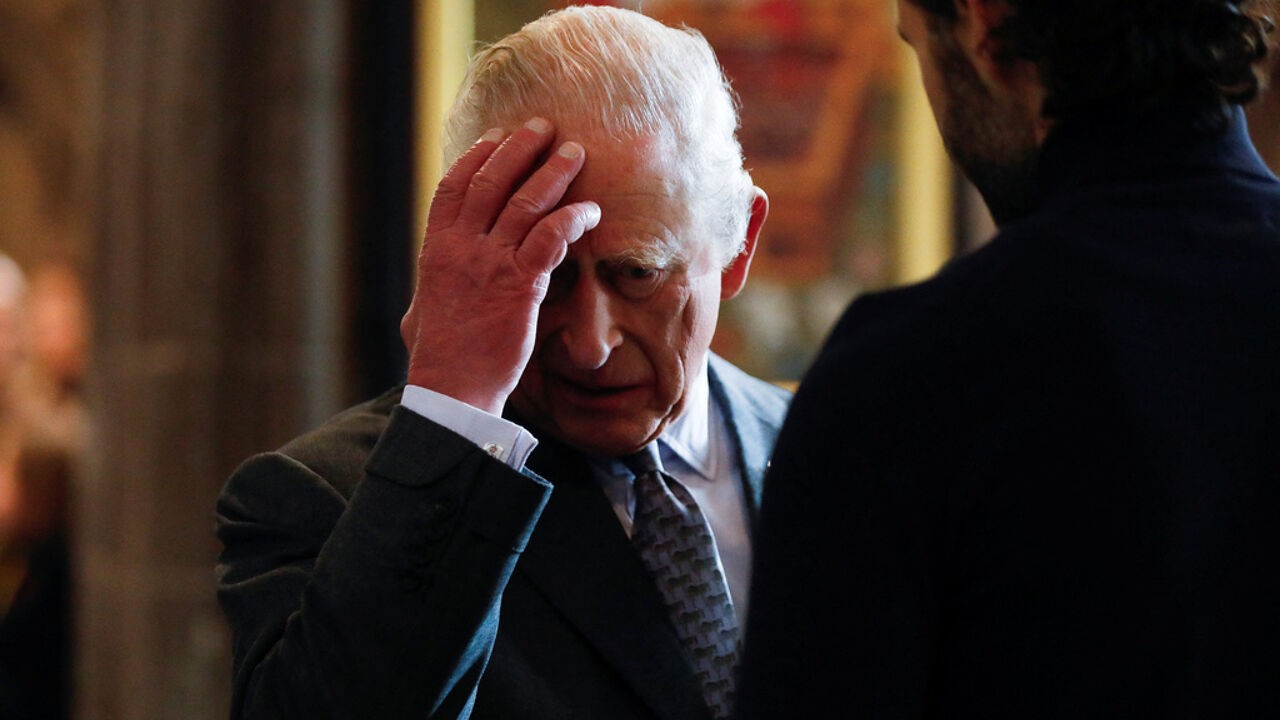 Hij vergeet de misbruikslachtoffers niet, maar laat ons eerlijk zijn: koning Charles redt als CEO vooral zijn familiebedrijf