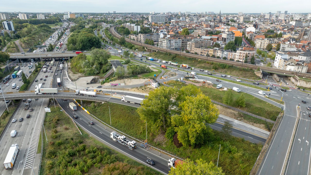 Aansluiting E313 naar Antwerpse ring richting Nederland dit weekend volledig dicht door werken: "Houd rekening met ernstige hinder"