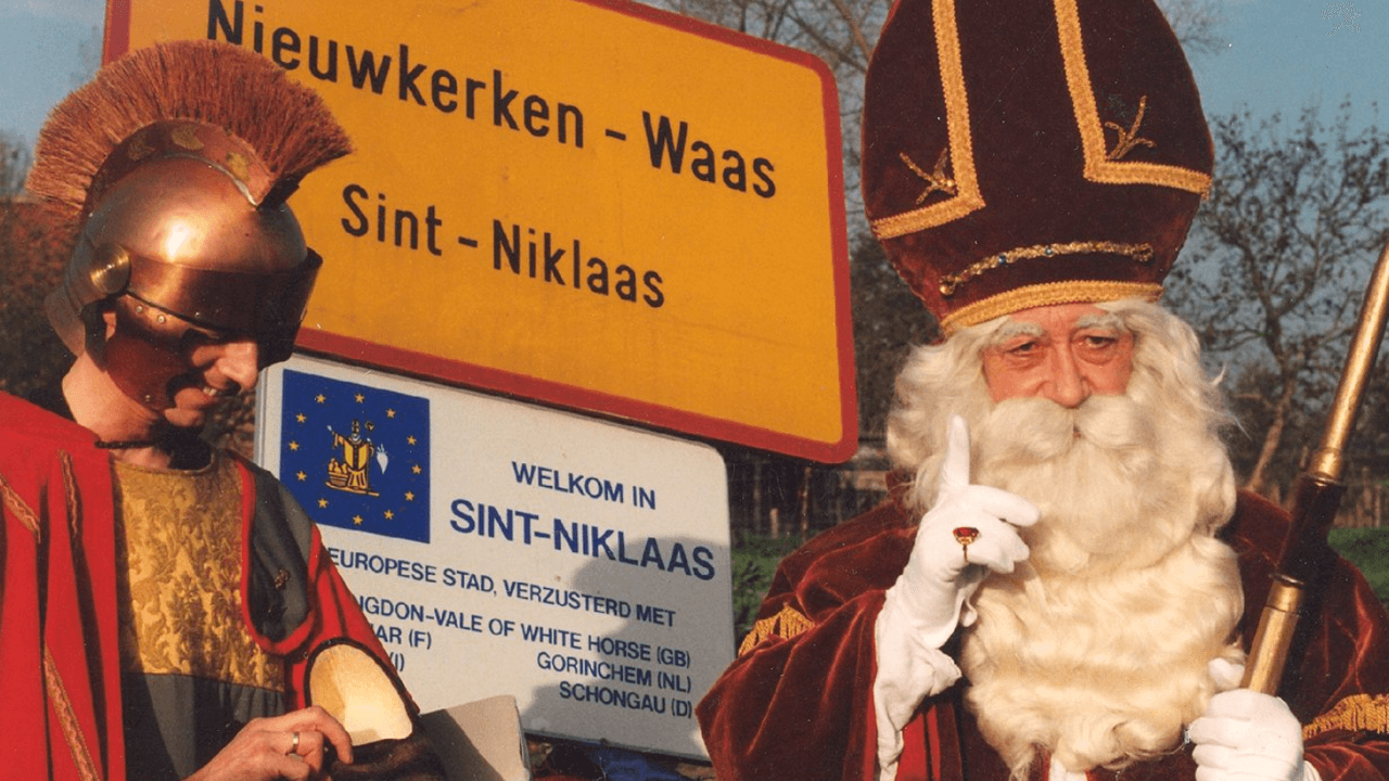 Optochten en vreugdevuren: heel wat gemeenten vieren Sint-Maarten, maar wie is dat eigenlijk?