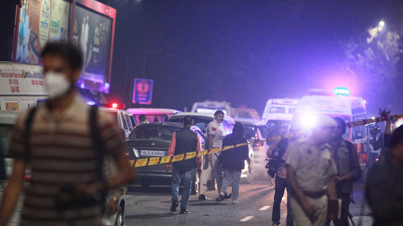 Zeker 8 doden en tientallen gewonden bij explosie in hart van Delhi, hoogste alarm op verschillende plaatsen in India
