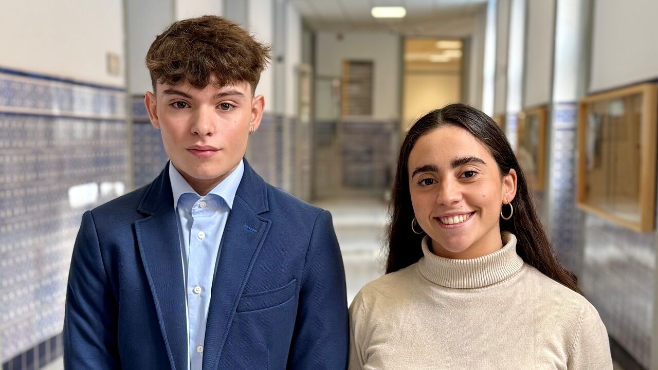 "Vox is soms wat extreem, maar het zal orde brengen": hoe jongeren in Spanje rechtser dan ooit stemmen, 50 jaar na de dood van dictator Francisco Franco