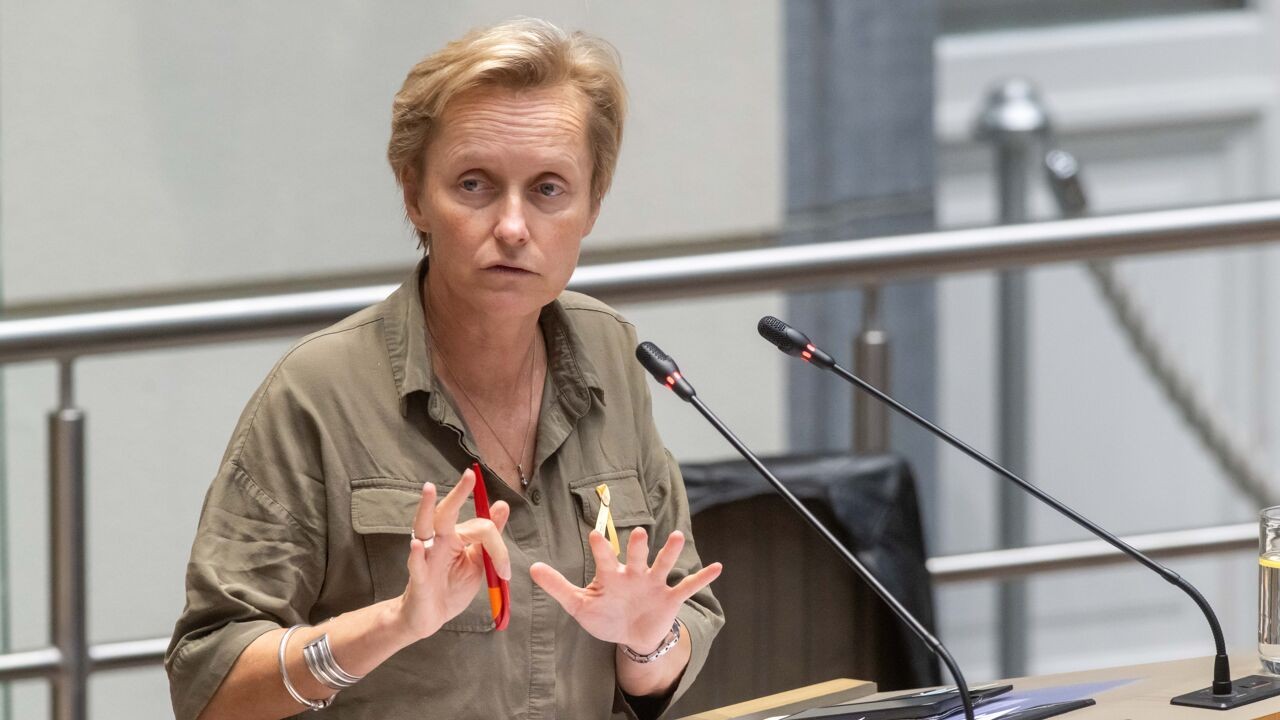 Met harde cijfers in de hand: Annick De Ridder, de minister die haar wil doorduwt, wars van alle kritiek