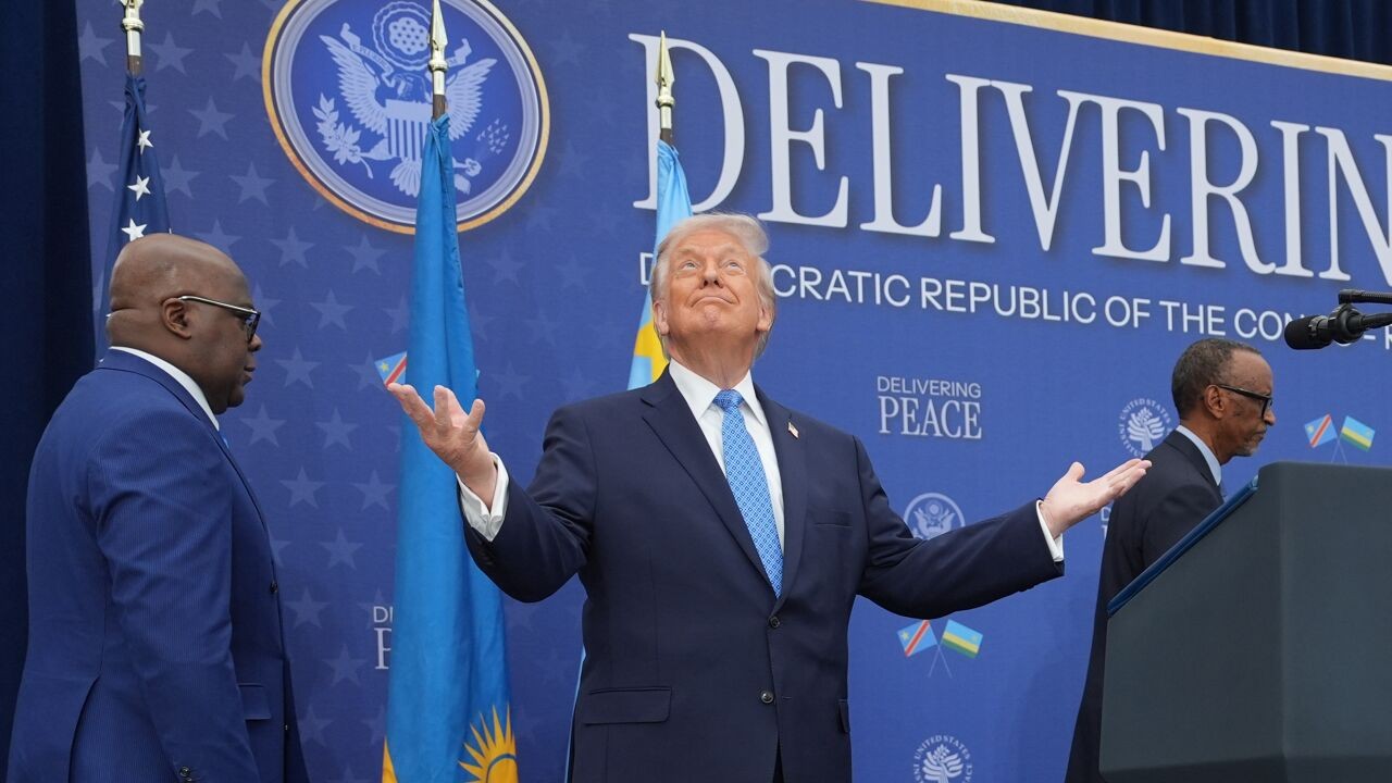 Congo en Rwanda sluiten 'historische' vredesdeal, maar leidt het tot échte vrede? "Showdocument voor vitrine"