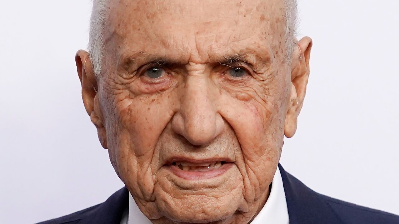 Architect Frank Gehry (96) overleden, bekend van Guggenheim Museum in Bilbao en de Fondation Louis Vuitton in Parijs