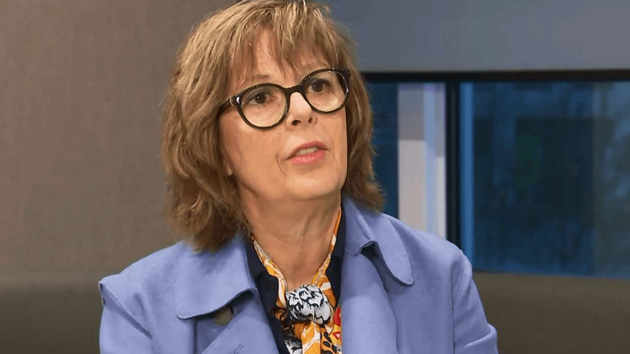 CEO Euroclear in interview met VRT NWS: "Zet geblokkeerd Russisch geld in bij onderhandelingen met Rusland"