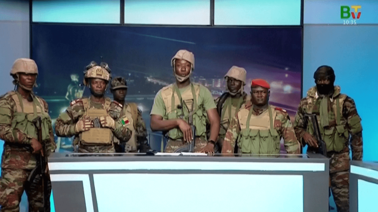 Minister van Binnenlandse Zaken in Benin: "Staatsgreep verijdeld"