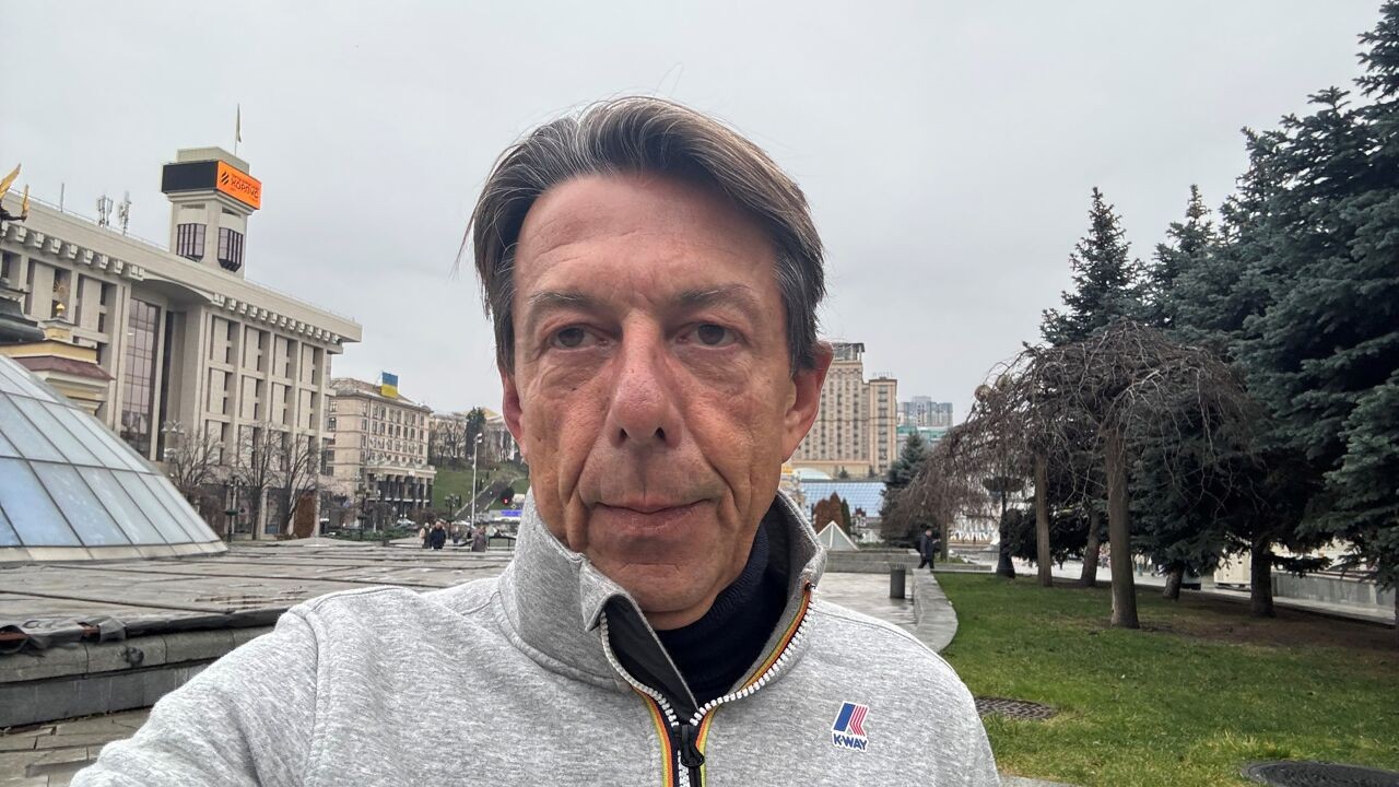 Oorlogsjournalist Bruno Beeckman: "Veel desinformatie over Bart De Wever in Oekraïne"