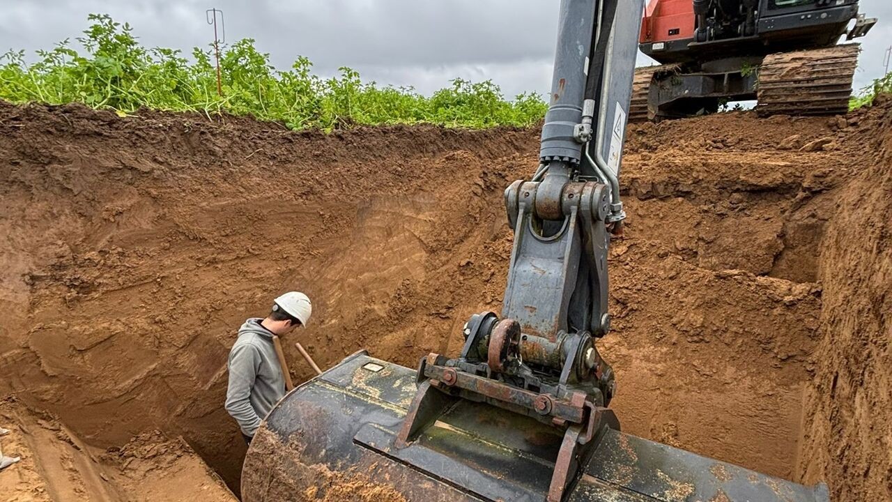 "Zou het grootste van België zijn": archeologen zoeken naar sporen van oud Romeins legerkamp in Velzeke