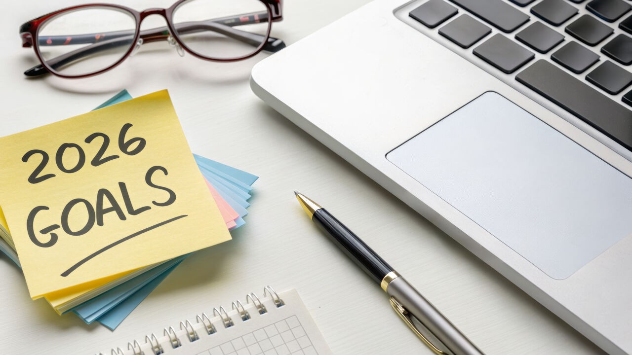 Spiegels van wie we zijn: waarom we met eindejaar massaal lijstjes maken