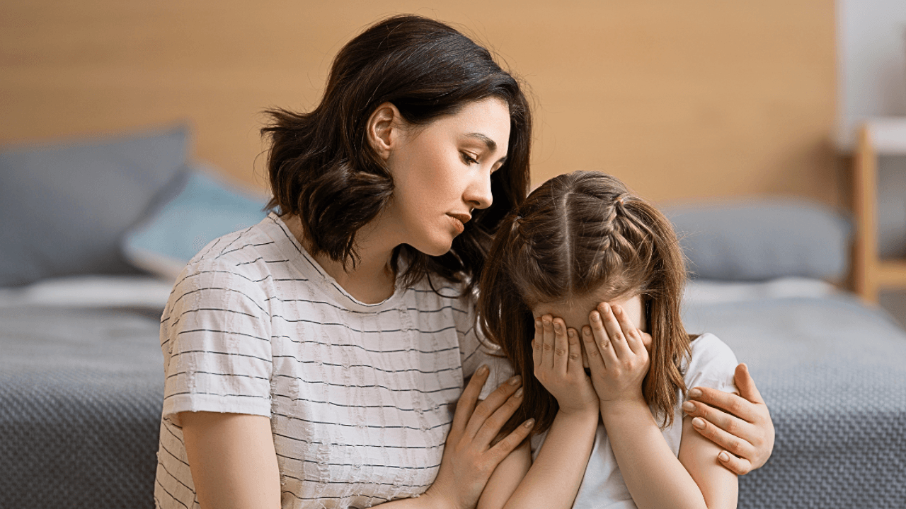 "Durf 'sorry' tegen je kind te zeggen": kinderpsycholoog moedigt ouders aan om meer emoties te tonen