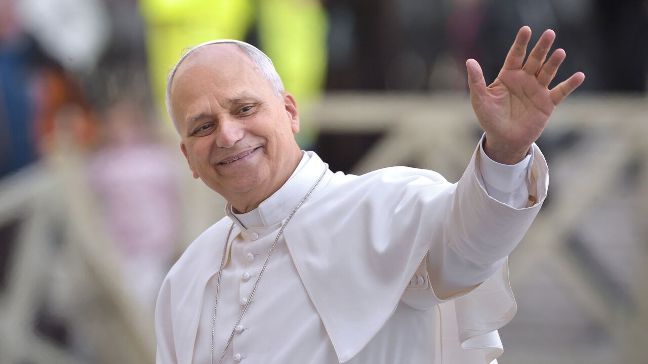 Paus Leo XIV roept op tot wereldwijde wapenstilstand op Kerstmis