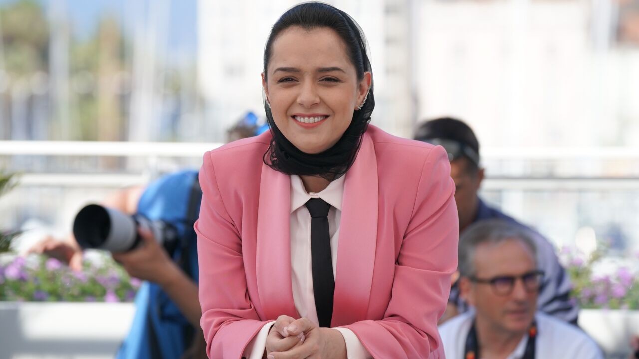 Bekende Iraanse actrice Taraneh Alidoosti stopt acteercarrière vanwege verplichte hoofddoek